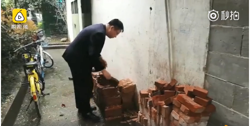 體圖：勒沃庫(kù)森有意免簽格雷茨卡，球員未明確拒絕
