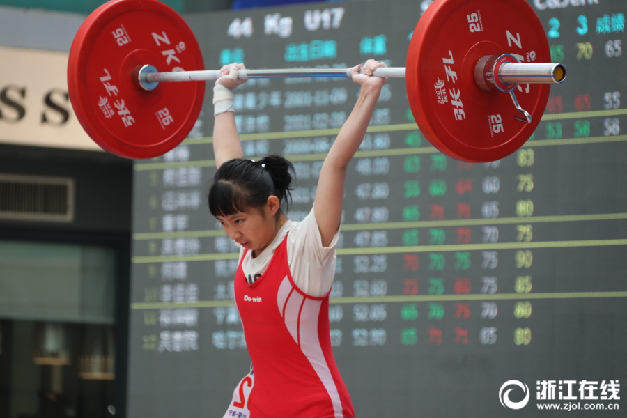 巴黎第二次在歐冠落后兩球最后贏(yíng)球，上次是去年1月4v1.8.6 官方安卓版