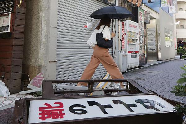 太陽(yáng)報(bào)：帕納辛納科斯主帥貝尼特斯有被解雇風(fēng)險(xiǎn) 比斯坎可能接任