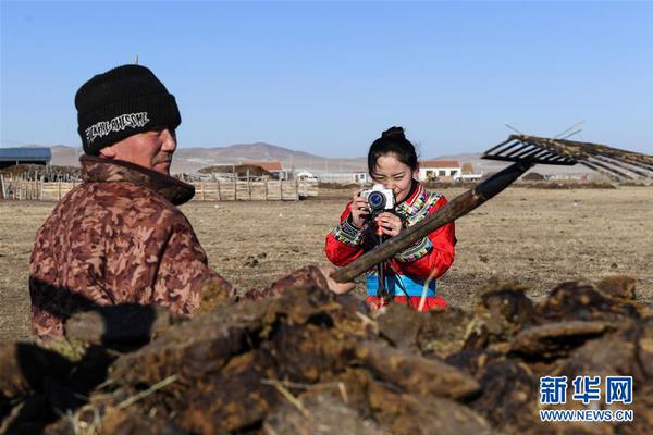 赫伊森數(shù)據(jù)：9次解圍+5次搶斷，12次對(duì)抗8次成功，8.1分全場(chǎng)最高